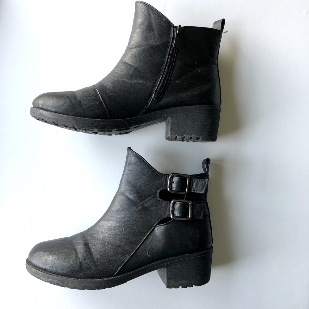 Bella Marie Chunky Black Boots